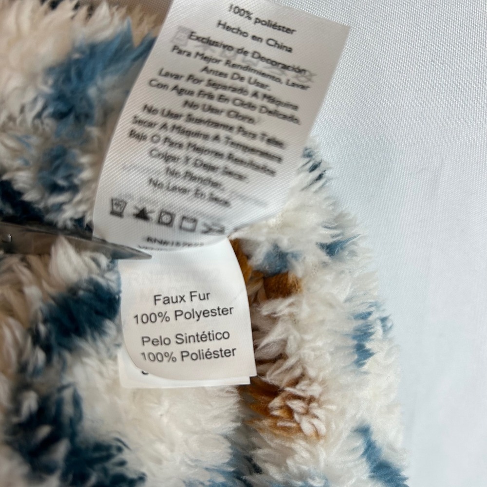 Eddie Bauer Womens Small Faux Fur Pullover Aztec Print Quarter Zip Pink Trim‎ - Picture 6 of 14